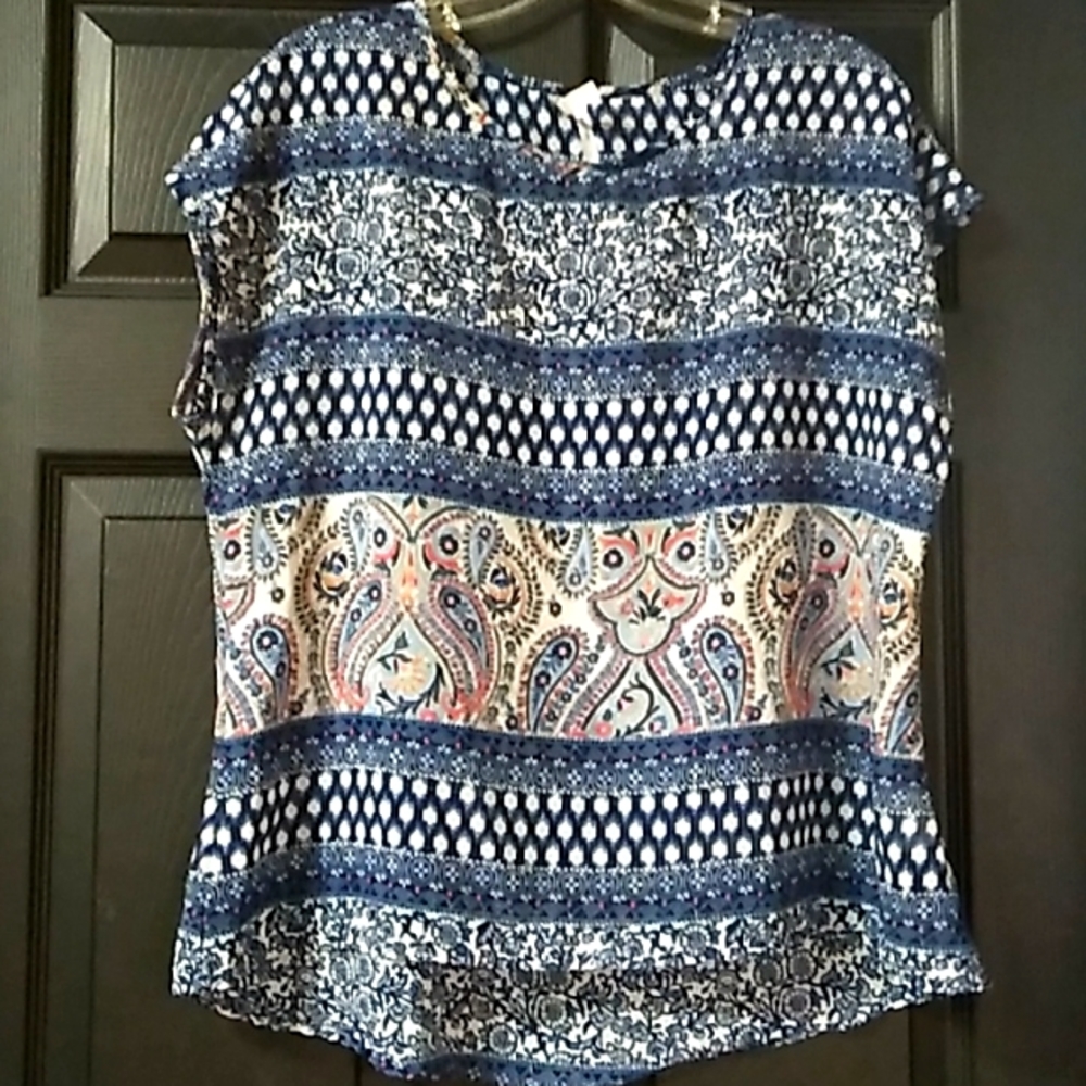 Live for Truth women's top